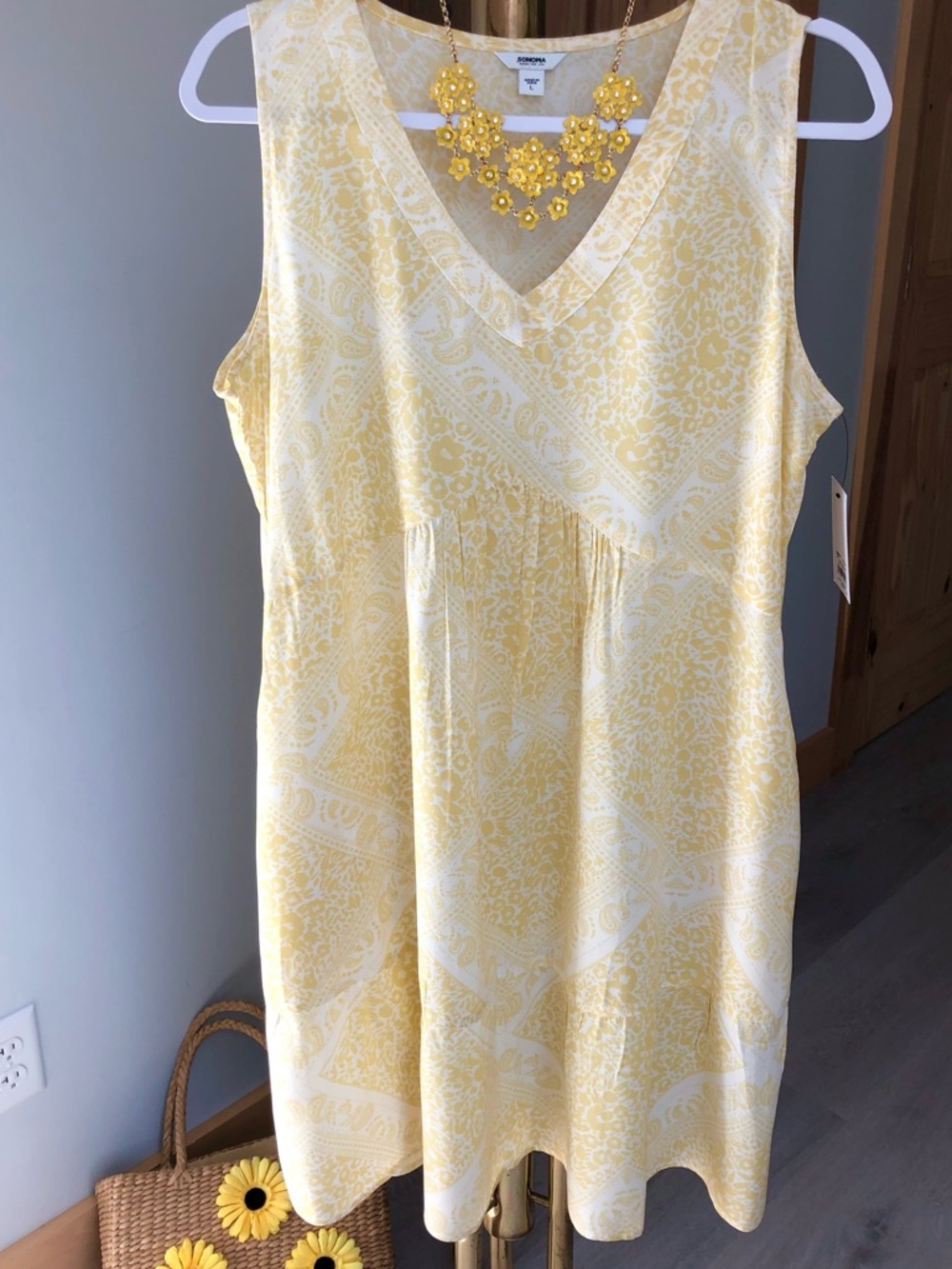 NWT Sonoma Yellow Ruffled Sun Dress With Pockets Size Large